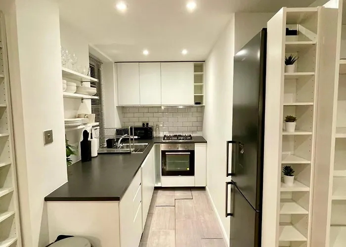 Stylish 1Br, 15 Mins To Buckingham Palace, Central London